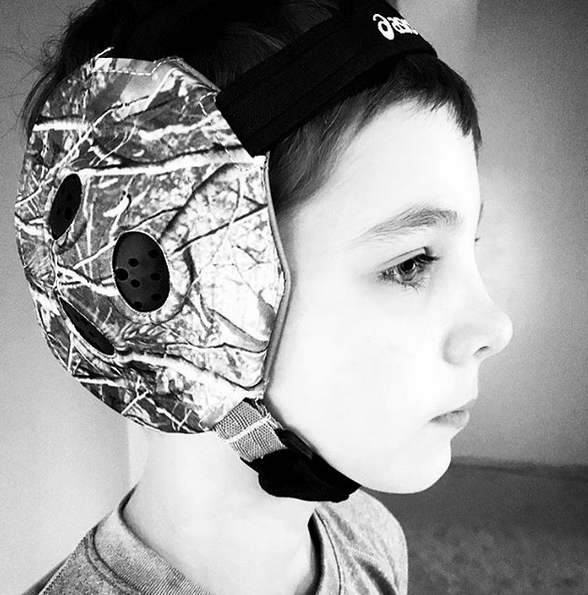 Asics youth top wrestling headgear